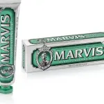 Marvis NUOVO dentifricio italiano classico forte menta lusso + xilitolo - 85 ml (verde)